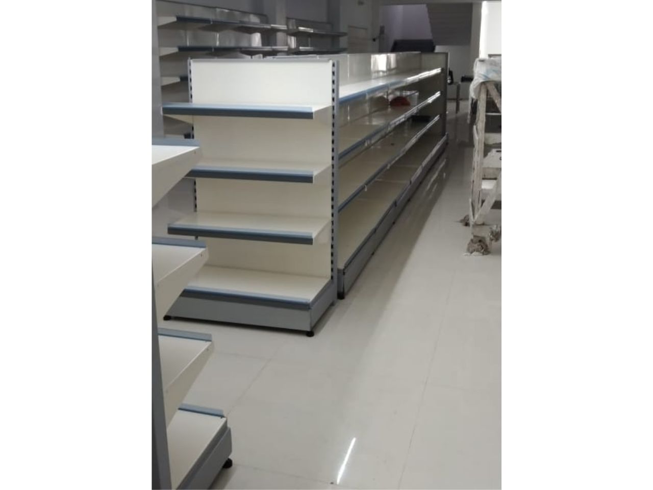 756864290_End cap display.jpg